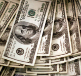 No love for dollar as markets  fret about Fed independence