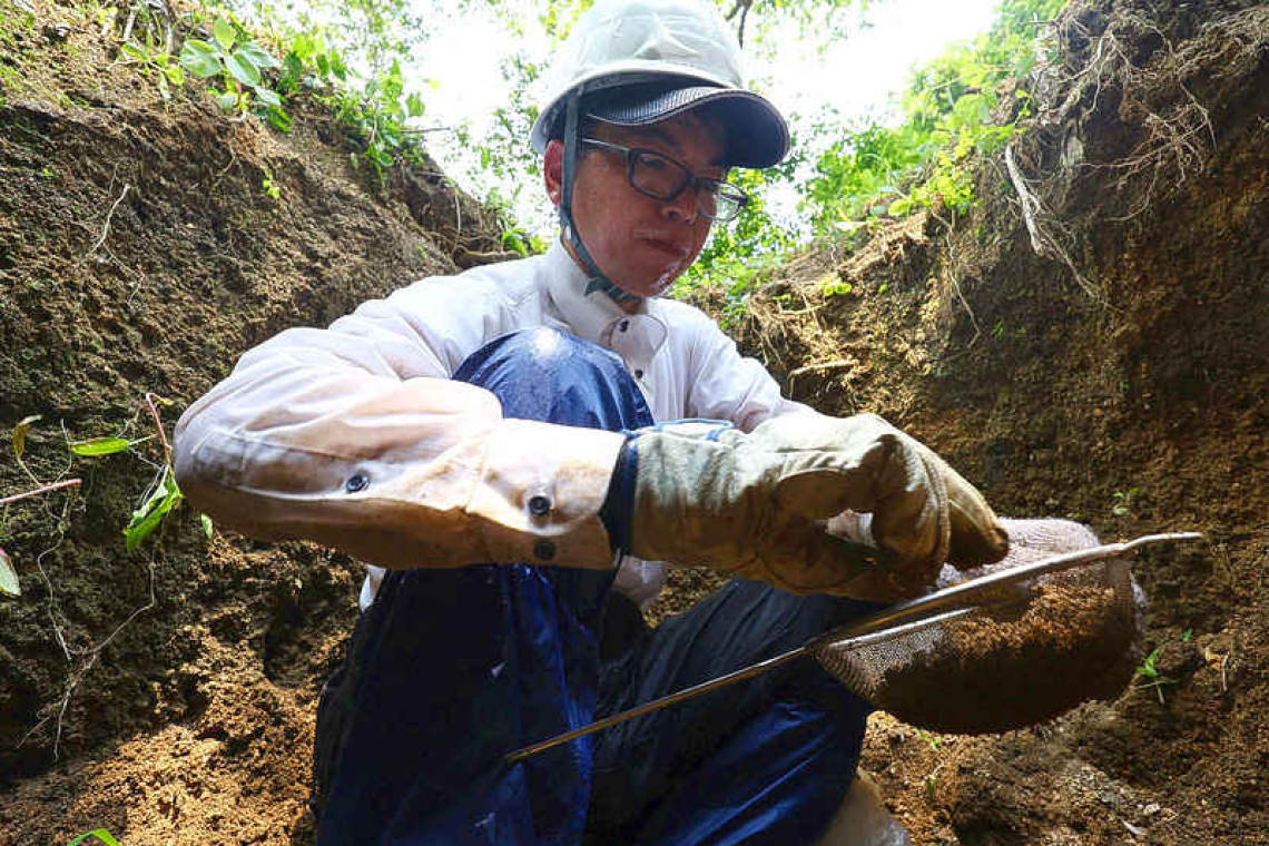 In Hiroshima, search for remains  keeps war alive for lone volunteer