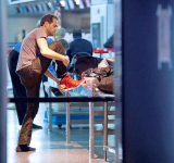 TSA ends shoes-off policy for  US airport security screening
