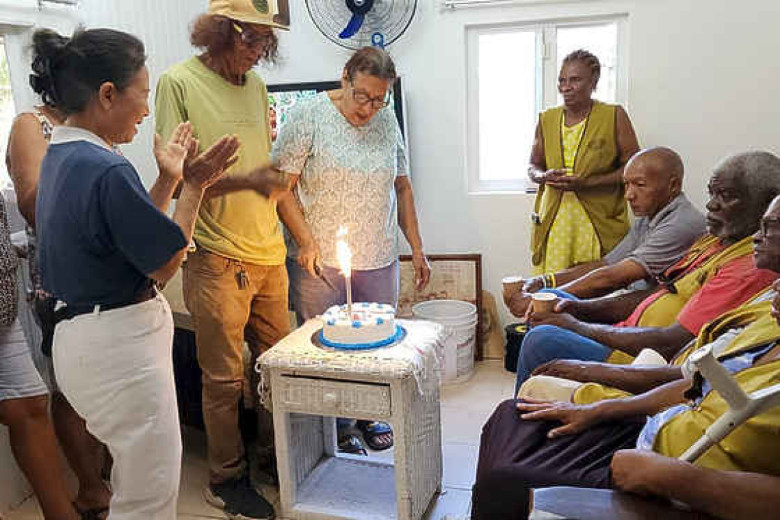 Tzu Chi volunteers complete  home repairs for senior