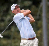 Russell Henley posts 61 to lead Tour Championship amid easy conditions