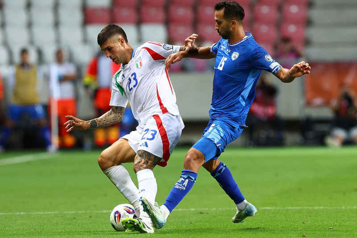 Italy keep World Cup hopes ticking over with crazy 5-4 win over Israel  