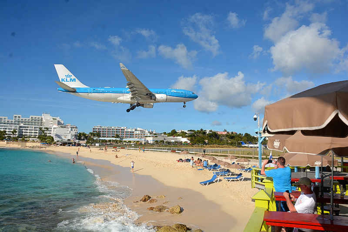 KLM cancels 100 flights today  because of ground crew strike