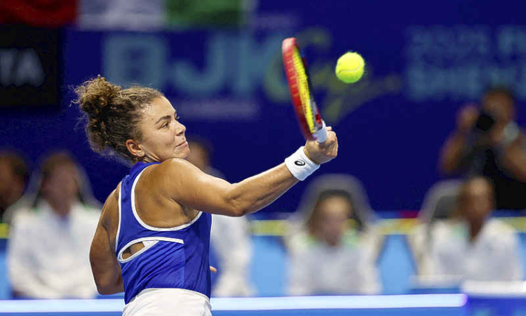 Gritty Paolini helps Italy beat China to reach BJ King Cup semis