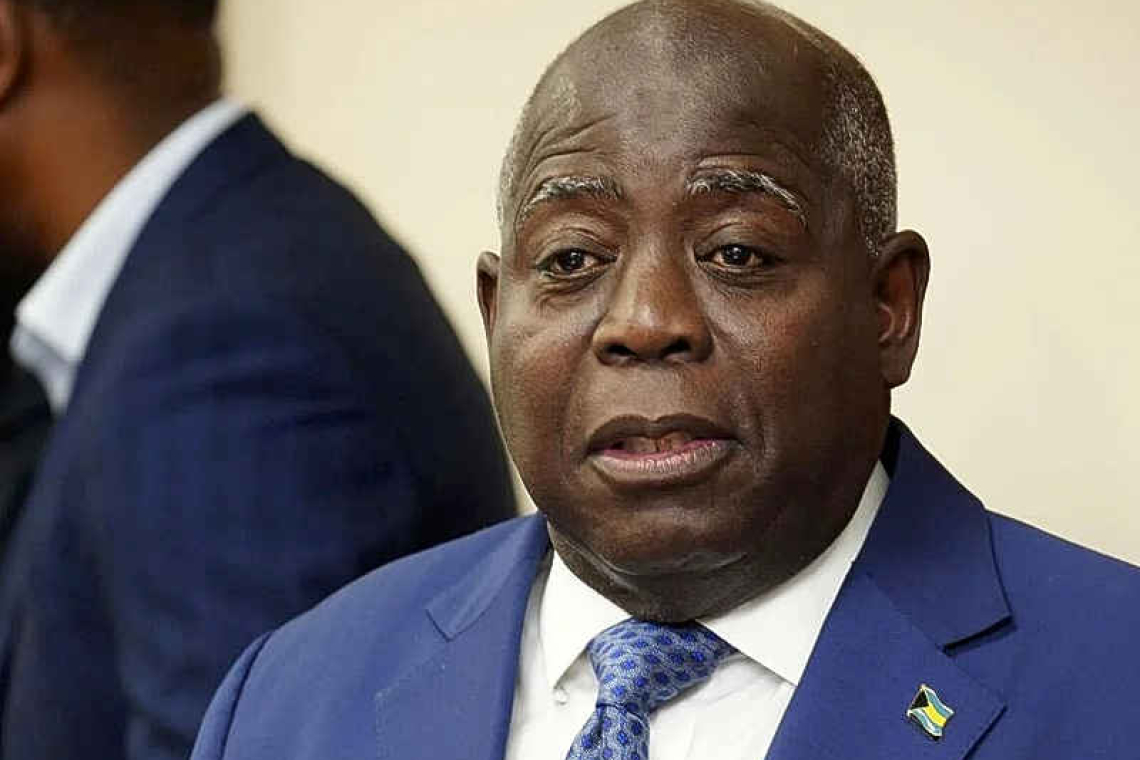    Civil servants  to get raises   