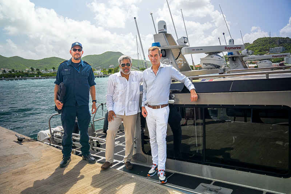 State Secretary Van Marum in St. Maarten  to strengthen maritime and security ties