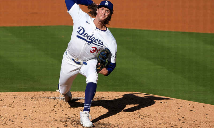 Dodgers take Game 3 of NLCS, send Brewers to brink