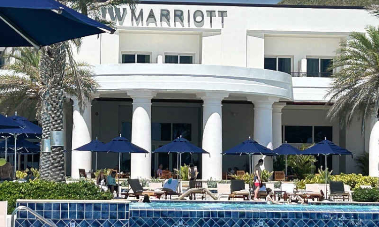 Third jewellery store robbed at resort:  Ocean Jewelers targeted at Marriott