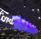    Ford recalls 1.4 million US vehicles over faulty rear-view cameras