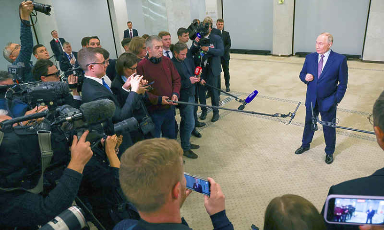 Putin defiant after Trump sanctions Russian oil majors over Ukraine
