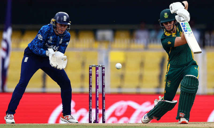 S Africa humble England to reach World Cup final after Wolvaardt and Kapp heroics