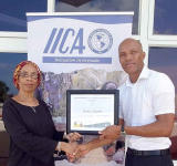    Sandra Ferguson honoured as IICA  Leader of Rurality of the Americas