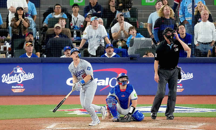 Dodgers rally past Blue Jays in 11th to win second straight World Series  