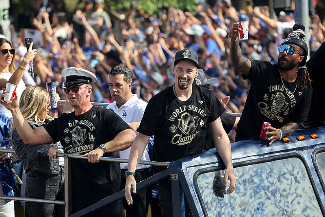 Dodgers fans celebrate World Series title with championship parade