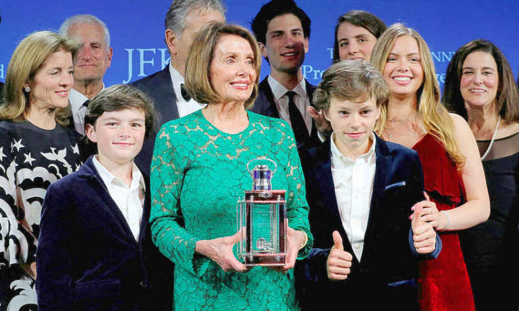 Pelosi to retire  from Congress