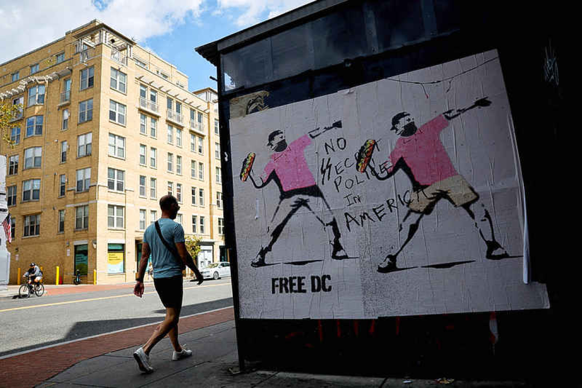 Washington sandwich-thrower cleared of assaulting US agent