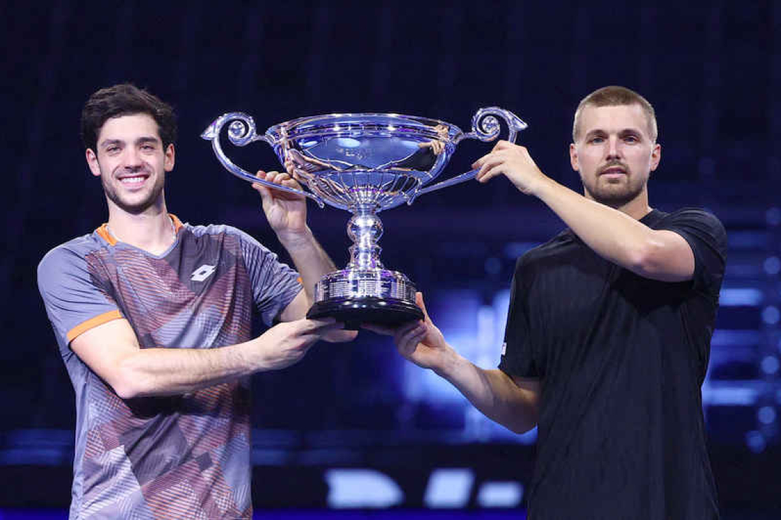 Cash and Glasspool make British history by sealing doubles year-end top ranking