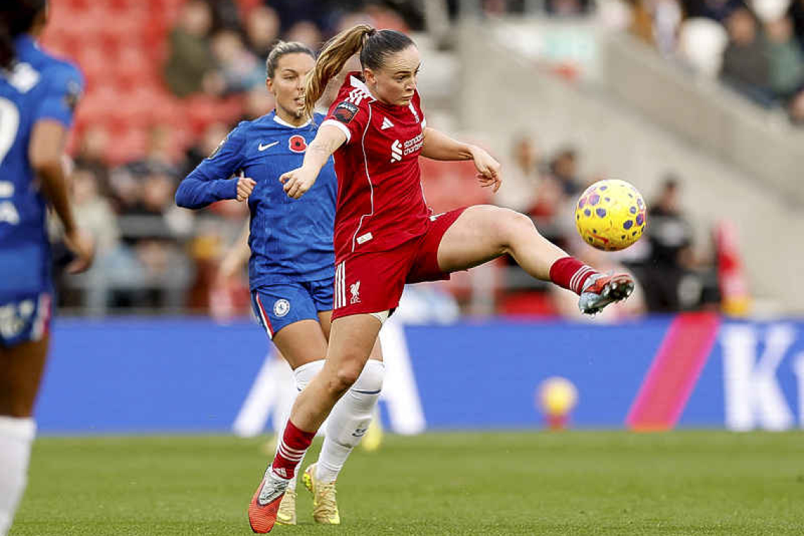 Liverpool deal Chelsea a blow in WSL title chase with draw, West Ham get first win of season
