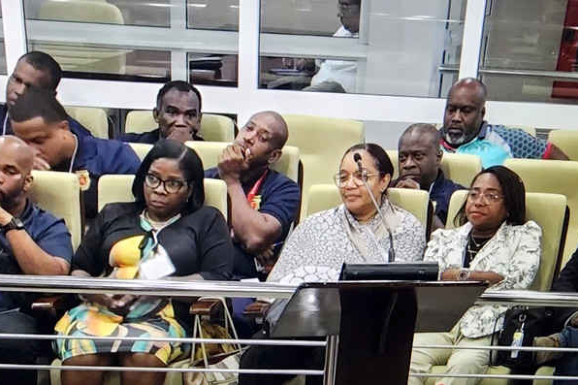 Governor ratifies landsbesluit for Fire Dept  placement process, PM faces heavy criticism