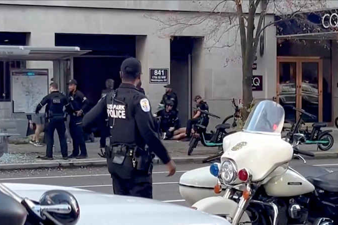 National Guard soldiers shot in  targeted attack near White House