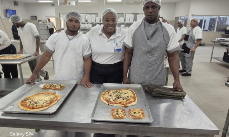 Cooking workshops  at Curacao’s prison