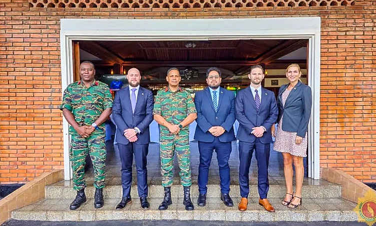 US Department of War  delegation meets with GDF