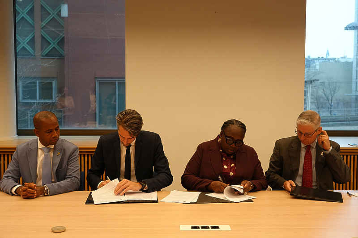 Statia signs agreement to strengthen  environmental regulation, enforcement