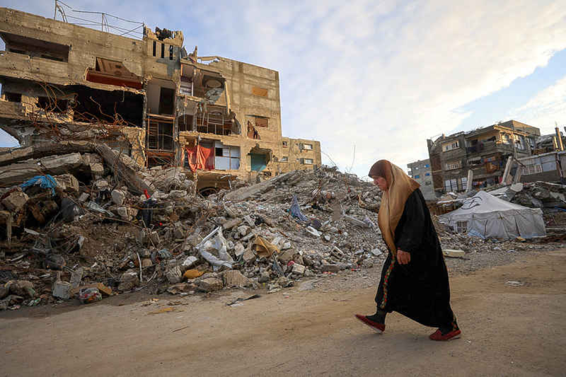 Israeli defence minister denies plan to resettle Gaza after hinting at one