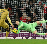 Arsenal edge Palace on penalties to reach League Cup semi-finals