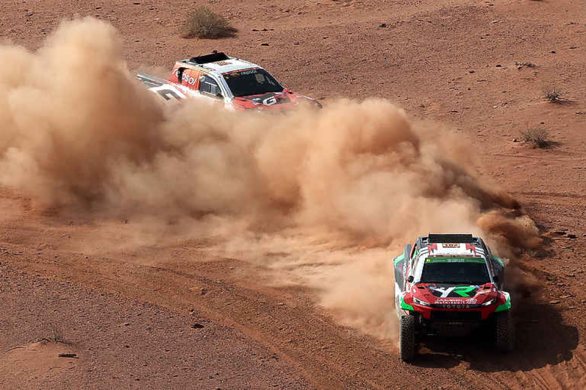 Lategan leads the Dakar Rally, champion Al-Rajhi withdraws
