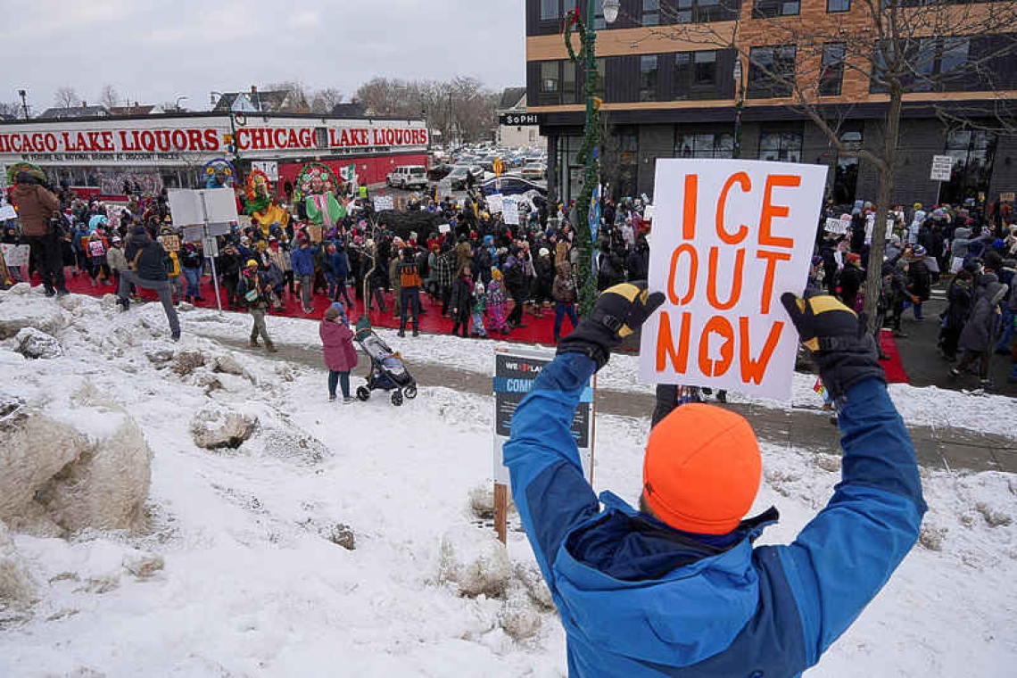 Noem sends hundreds more federal officers to Minnesota