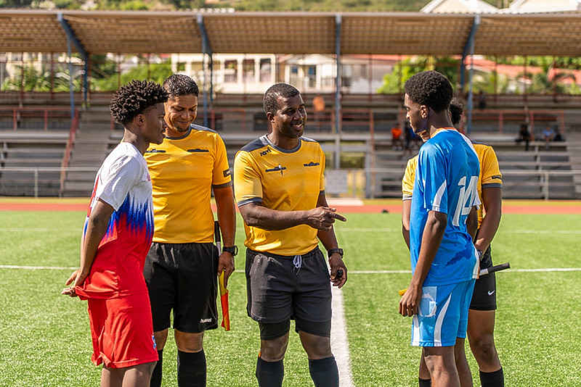 Looking for Football referees