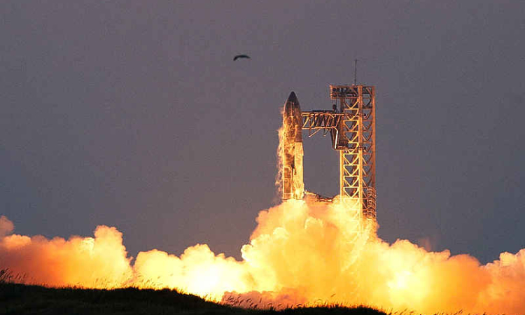 Musk's SpaceX in merger talks with xAI ahead of planned IPO