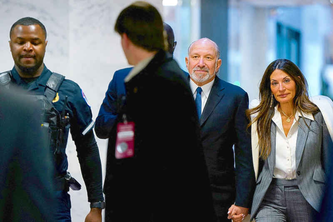 Lutnick claims no relationship  with Epstein amid calls to resign