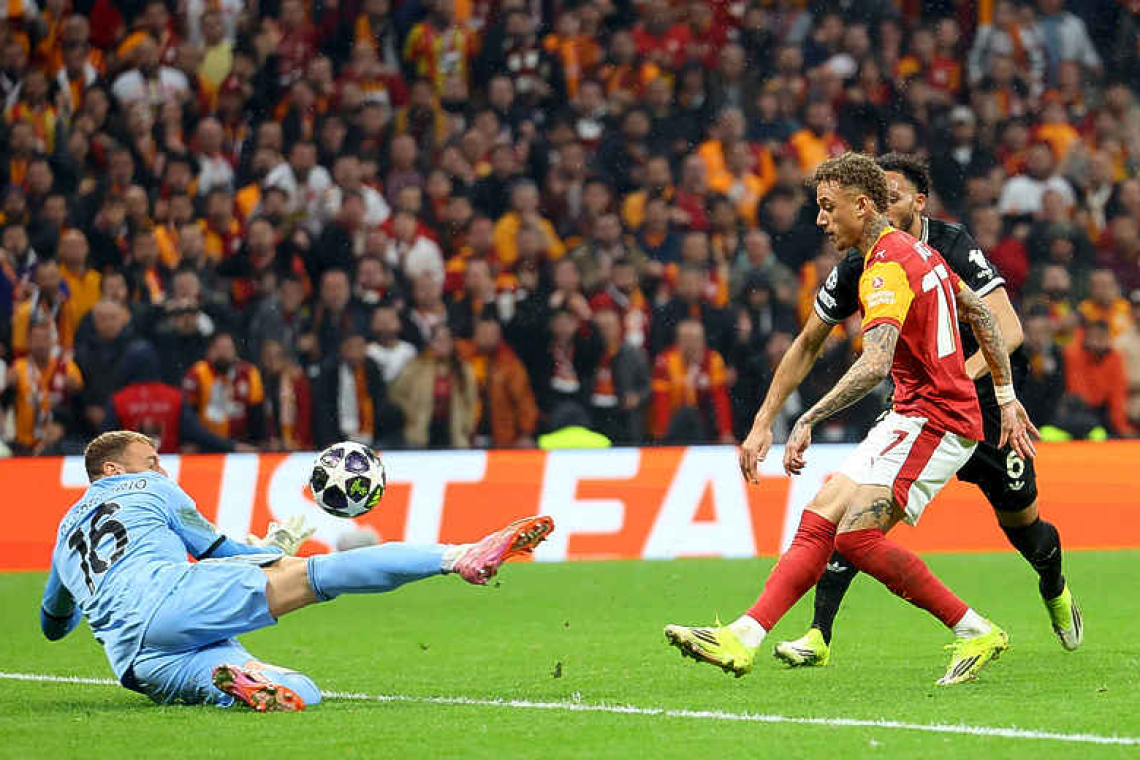 Galatasaray rout 10-man Juventus 5-2 in Champions League playoff