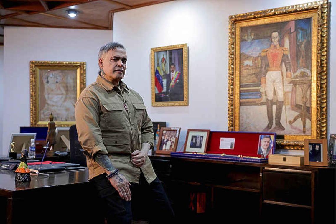 Venezuela top prosecutor resigns, will serve as acting ombudsman