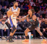 Knicks excel, snap Spurs' 11-game winning streak