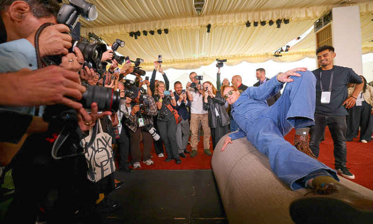 Sinners and One Battle After Another face off at drama-filled Oscars