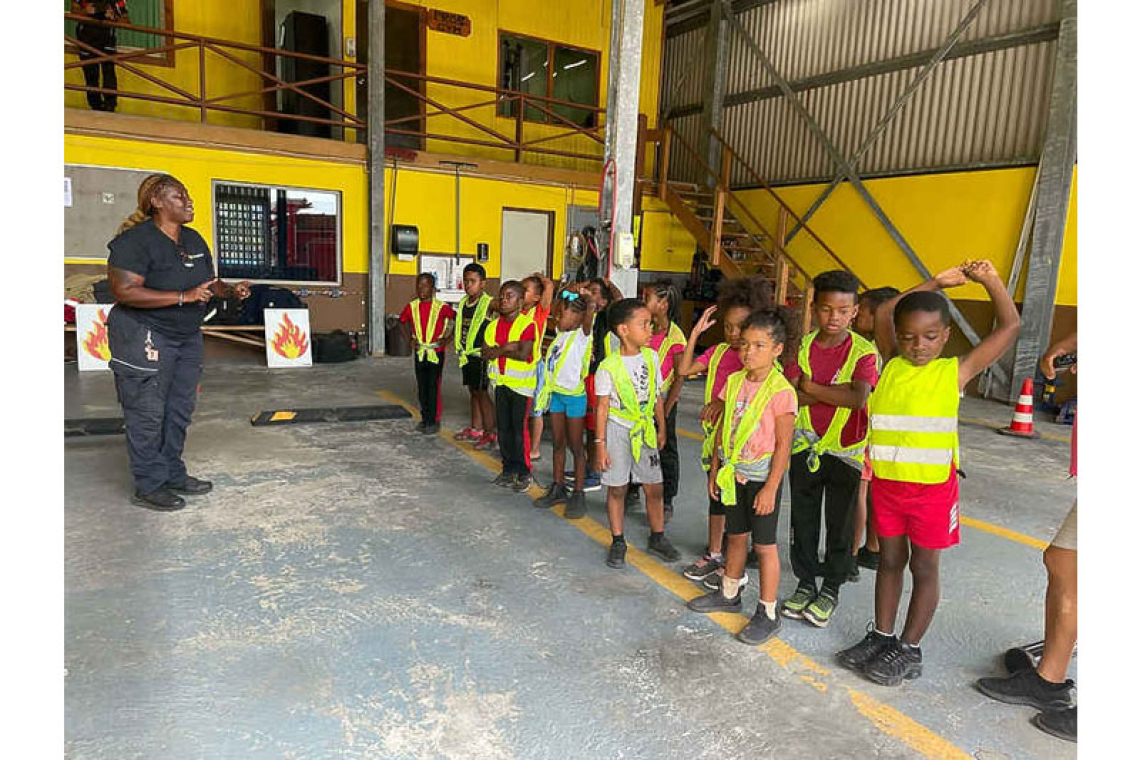 MYF groups visits  Statia fire Department