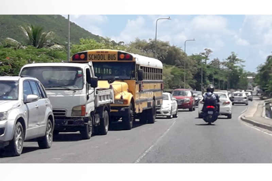 Govt. looking at new roads, traffic  looping, car-sharing, to ease gridlock