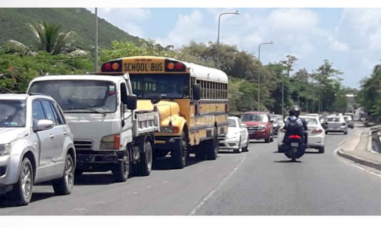 Govt. looking at new roads, traffic  looping, car-sharing, to ease gridlock