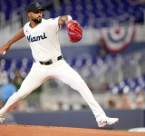 Sandy Alcantara's complete-game shutout lifts Marlins over White Sox