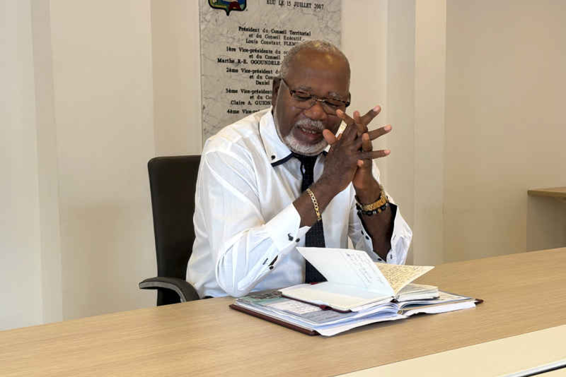 Mussington addresses water crisis, discussions  ongoing with Dutch side for emergency relief