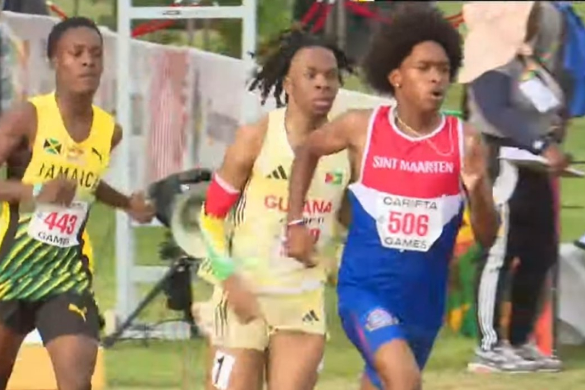 Gold for St. Maarten: Nahjah Wyatte  outruns competitors in U17 800m thriller