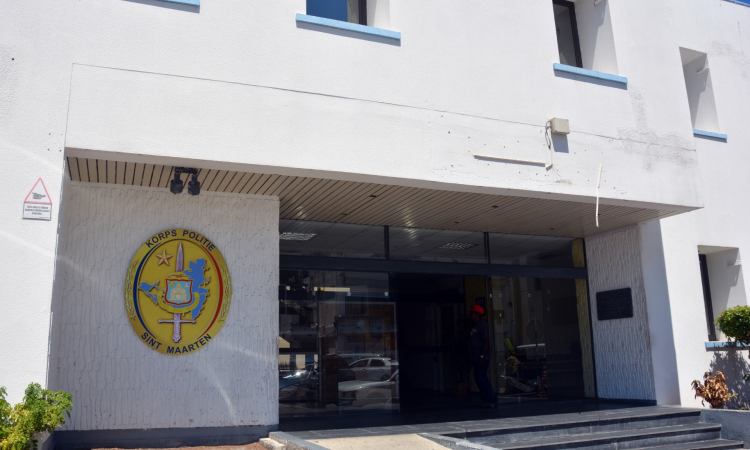 Detectives probe shooting   incident in Dutch Quarter    