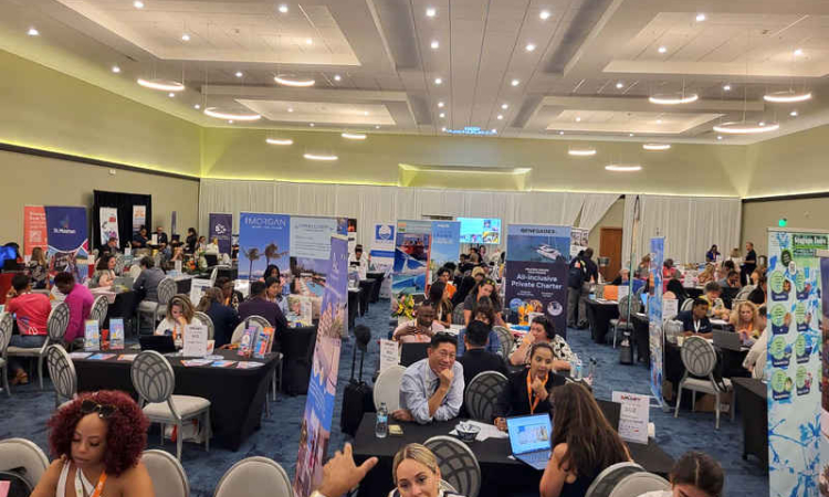 Princess Juliana International Airport  Announces “Hub Lounge” at SMART