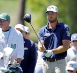 Sam Burns torches par 5s to grab early Masters lead