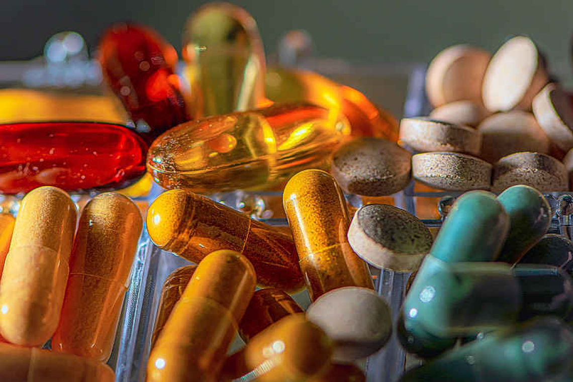 A risky combination:  medication and alcohol