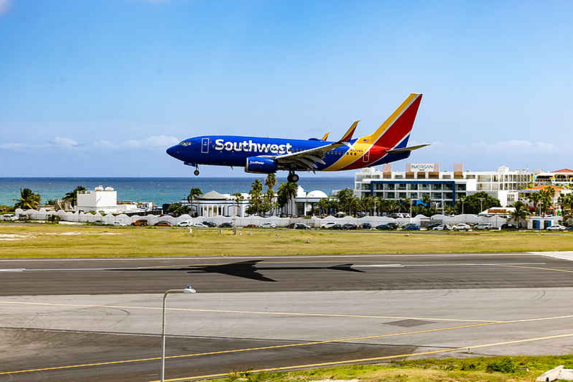 Paul Ellinger wins top prize in  aviation photography contest