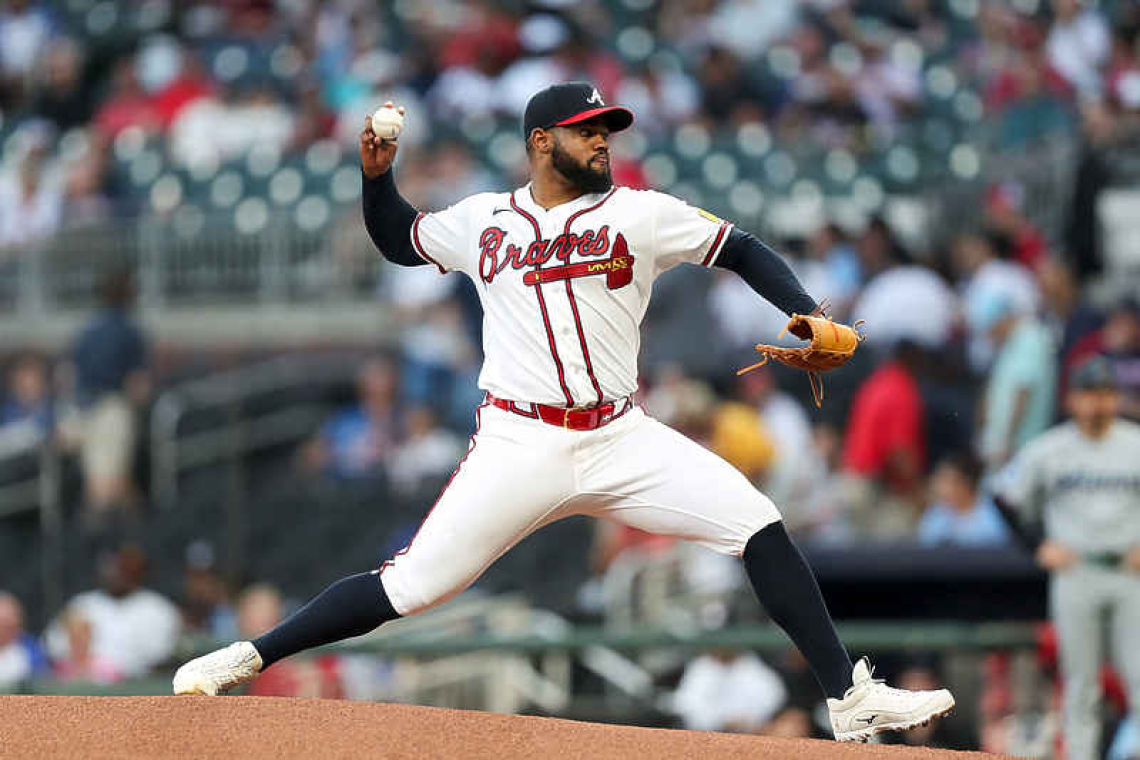 Braves' Reynaldo Lopez a reliever 'for now' to work on delivery flaw